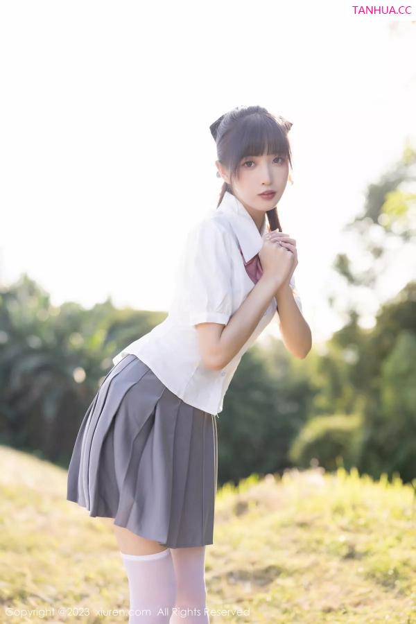 林星阑  [XiuRen]高清写真图 2023.12.06 No.7771 林星阑 短裙美腿第2张图片